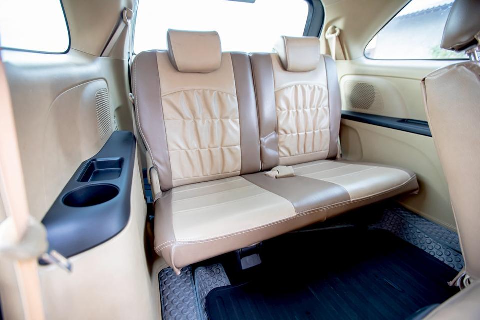 Honda Mobilio 1.5V ปี 2015 สีดำ 7 ที่นั่ง เกียร์ Auto 13