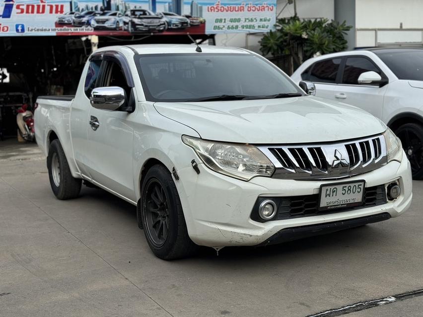 MITSUBISHI TRITON 2.5 GLX MEGA CAB