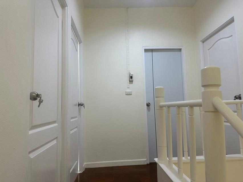 ทาวน์เฮาส์ 21 ตร.ว. วราราัักคลอง 4 ทาสีปรับปรุงใหม่ทั้งหลังมำร้อมอยู่ 6