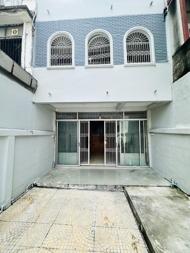 ทาวน์เฮ้าส์ 3 ชั้น สุขุมวิท 62 แยก 1 ใกล้ทางด่วน ใกล้ BTS บางจาก 2