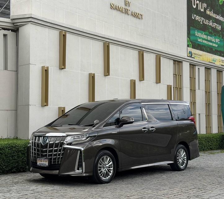 (แจ้งรหัสรถ AP3737) Toyota Alphard 2.5 SRC ปี 2021 สีน้ำตาล