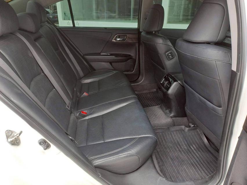 HONDA ACCORD 2.0 HYBRID ปี2016 16