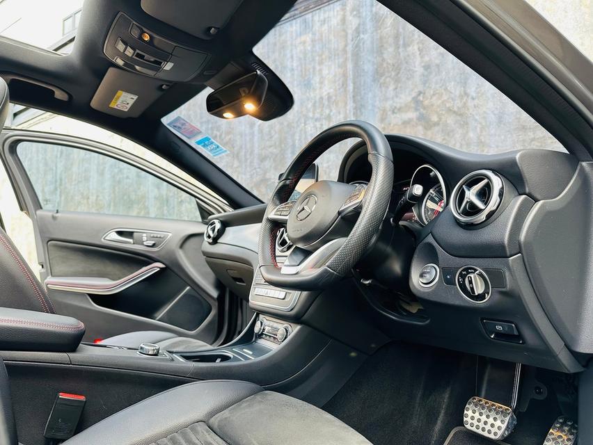 Mercedes-Benz GLA250 AMG Dynamic โฉม W156 7