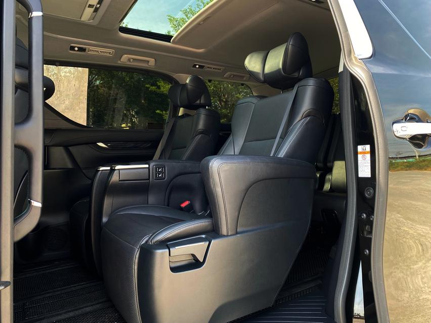 Toyota Vellfire 2.5 ZG Edition MNC ปี 2018 เลขไมล์ 42,xxx km. 14