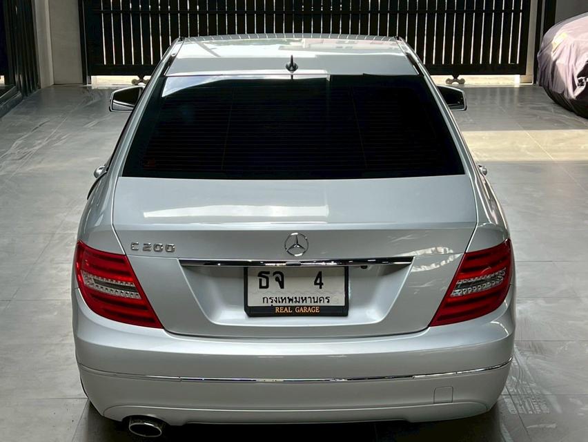 Mercedes-Benz C200 1.8 W204 Elegance CGI BlueEFFICIENCY Sedan 10