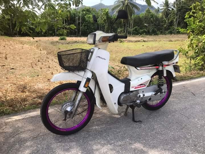 Honda Dream 3