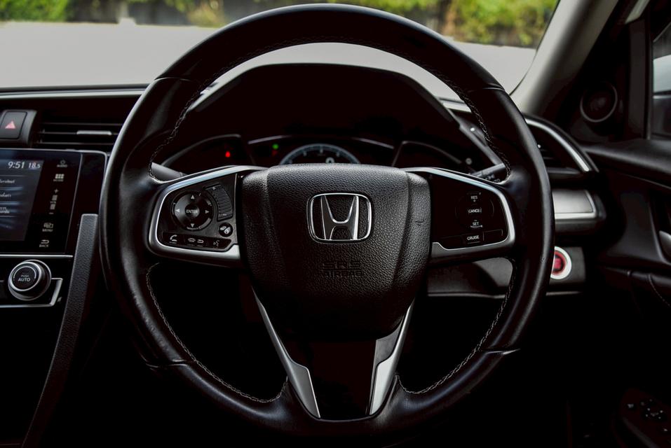 รหัสรถ CBL8990 HONDA CIVIC FC 1.8 EL AT 2017 11
