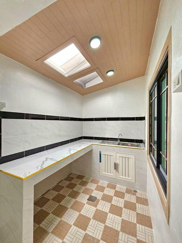 หมู่บ้านพฤกษา3  ถนนวัดลาดปลาดุก บางบัวทองทาวน์เฮาส์ชั้นเดียว ตกแต่งใหม่พร้อมอยู่ หน้ากว้าง6เมตร 11