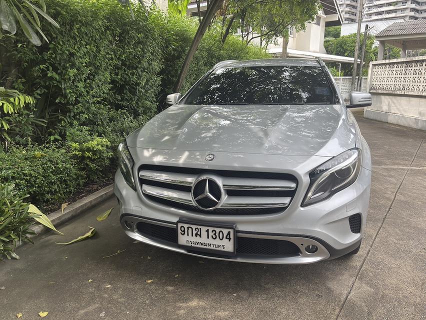BenzGLA200 ปี 2016:รถบ้าน เจ้าของขายเอง ผู้หญิงขับรถสภาพสวย สีบรอนซ์เงิน ตรวจสอบทุกอย่างตามวงรอบ เปลี่ยนอะไหล่ชุดใหญ่แล้ว มีประกันภัยถึง มิ.ย.69 