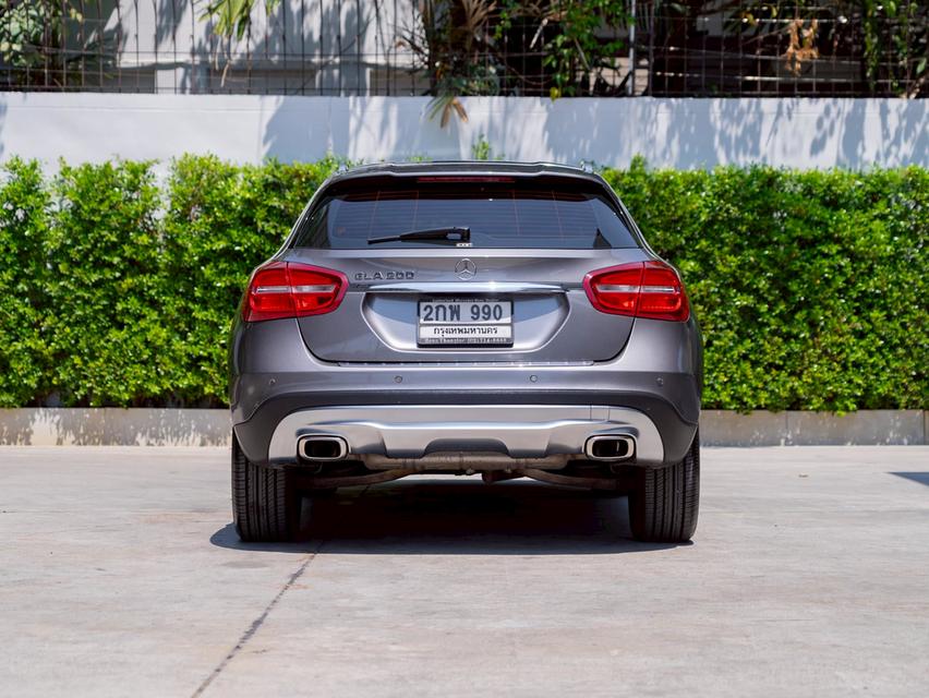 Mercedes Benz GLA200 รูปที่ 10