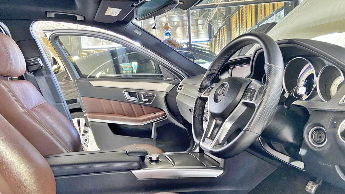 BENZ E200CGI SALOON ปี 2013 10