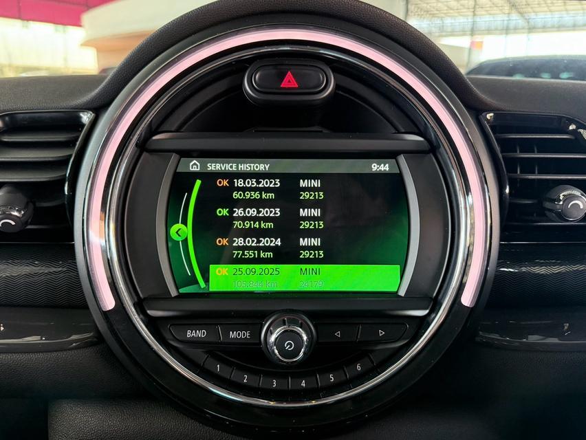 ปี 2018 MINI CLUBMAN, COOPER D (F54)โฉม ปี07-ปัจจุบัน สีแดง-ดำ เครื่องดีเซล รูปที่ 15