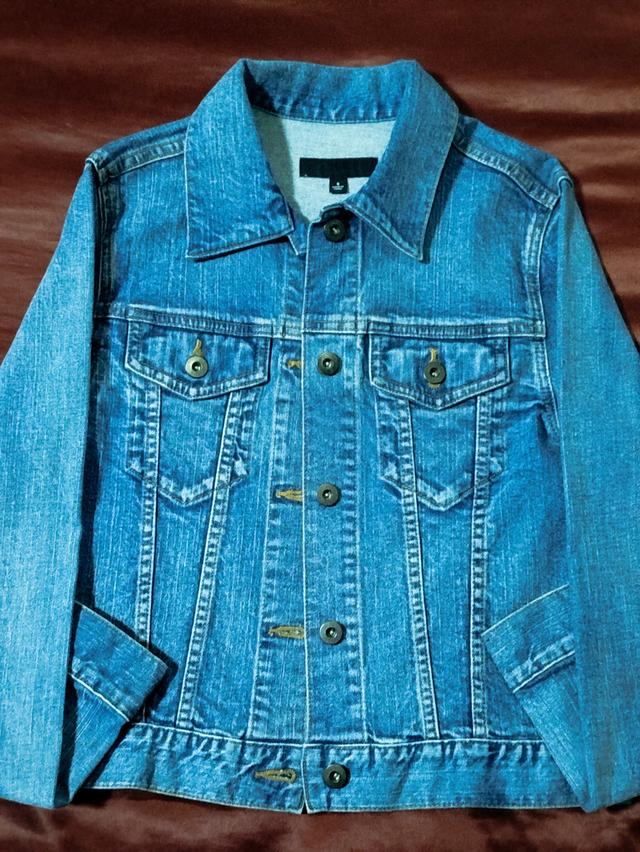 เสื้อแจ็คเก็ตยีนส์ UNIQLO