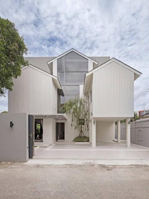 ให้เช่าบ้านเดี่ยว 2 ชั้น ตกแต่งสวยหรู ถนนปรีดี14 แอร์เฟอร์ครบ มี3 ห้องนอน 3 ห้องน้ำ ราคาเช่าเดือนละ200,000บาท/เดือน 8