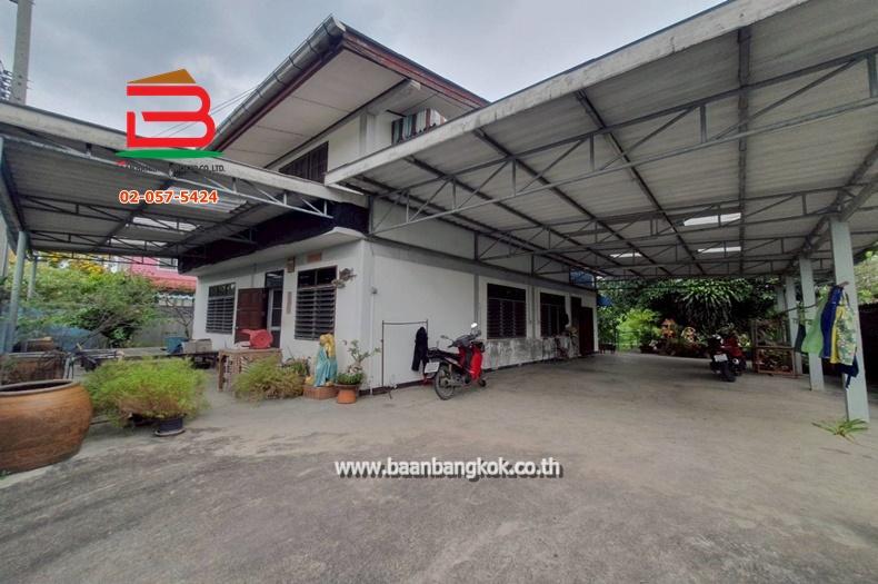ที่ดินพร้อมบ้าน 2 ชั้น ซอยสุวินทวงศ์ 17 เนื้อที่ 1-1-57 ไร่ ถนนสุวินทวงศ์ แขวงลำผักชี เขตหนองจอก กรุงเทพมหานคร 2