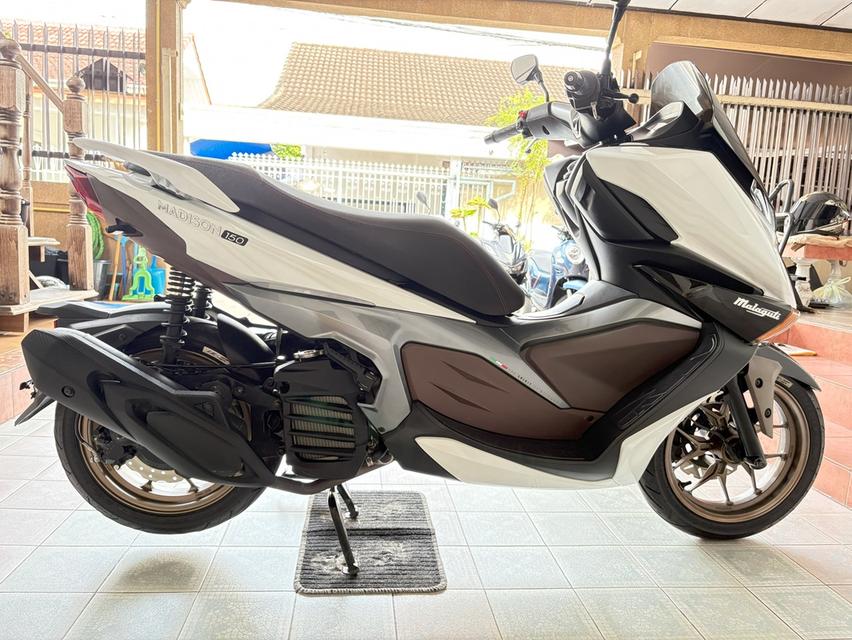 Madison150 4V โฉม2023 รถมือเดียว ใช้งานน้อย สภาพซื้อจอด มีรับประกัน จัดส่งได้ มีเก็บปลายทาง วิ่ง3000 ปลายปี66 6