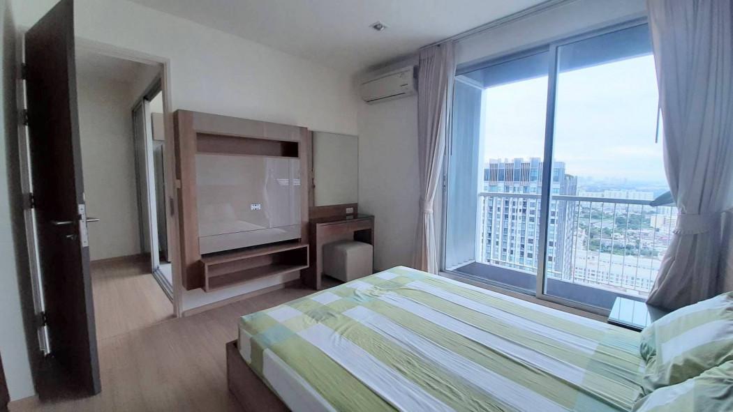 ให้เช่า คอนโด Rhythm Sukhumvit 50 (ริทึ่ม สุขุมวิท 50) 45.3 ตรม. 1 นอน 1 น้ำ ชั้น 28 วิวเมือง จอดรถได้ 1 คัน เฟอร์นิเจอร 4