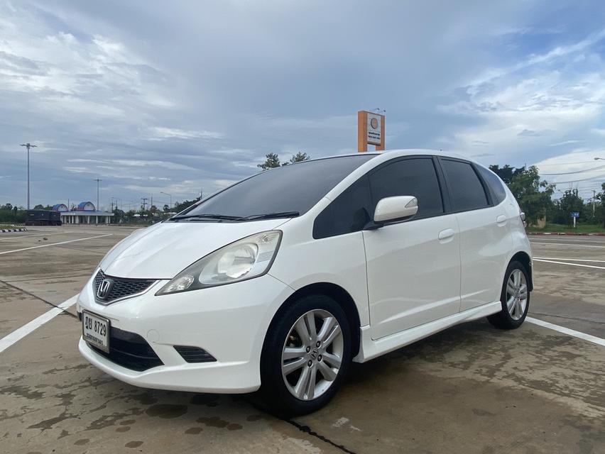 Honda Jazz GE 2010  ไมล์แท้  2