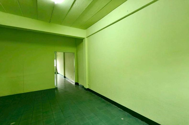 ขาย/เช่า อาคารพาณิชย์ เนื้อที่ 15 ตร.ว. หมู่บ้านขวัญทิพย์ (ซอย 1) (ซอยเพชรเกษม 69), ใกล้เทวาลัยท้าวมหาพรหม ถนนเพชรเกษม แขวงหนองค้างพลู เขตหนองแขม 11