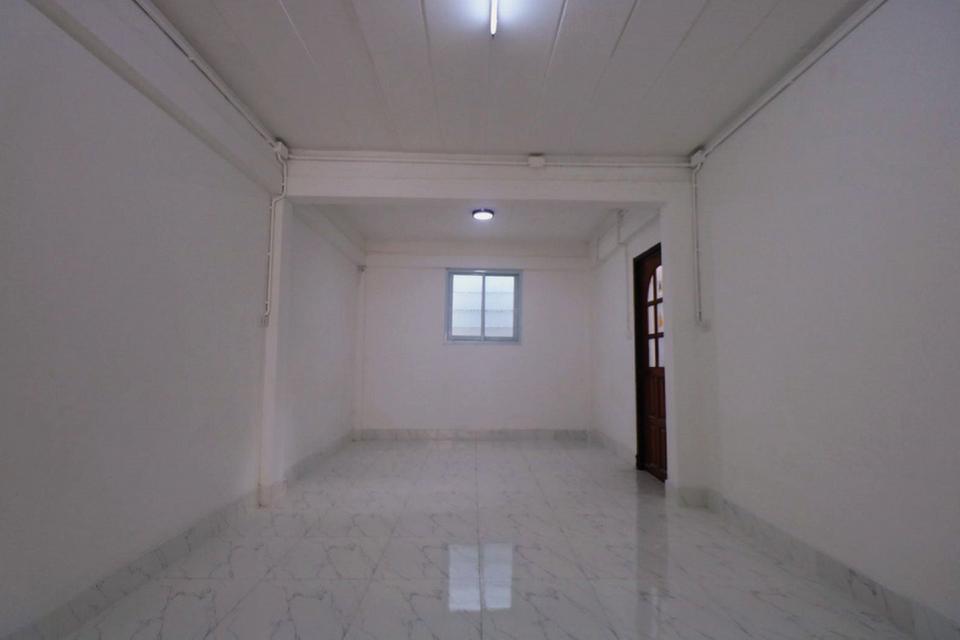 หมู่บ้านร่วมสุข 3 ถนนสามวา คลองสามวา มีนบุรี ขายบ้านเดี่ยว 42 ตารางวา 3 ห้องนอน 2 ห้องน้ำ 5