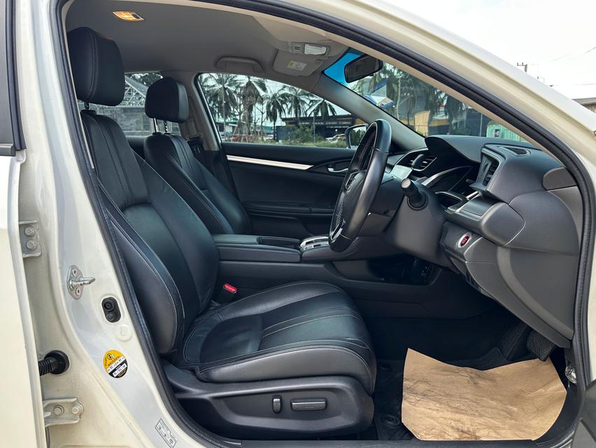 HONDA Civic FC 1.8EL ปี2016 รูปที่ 8