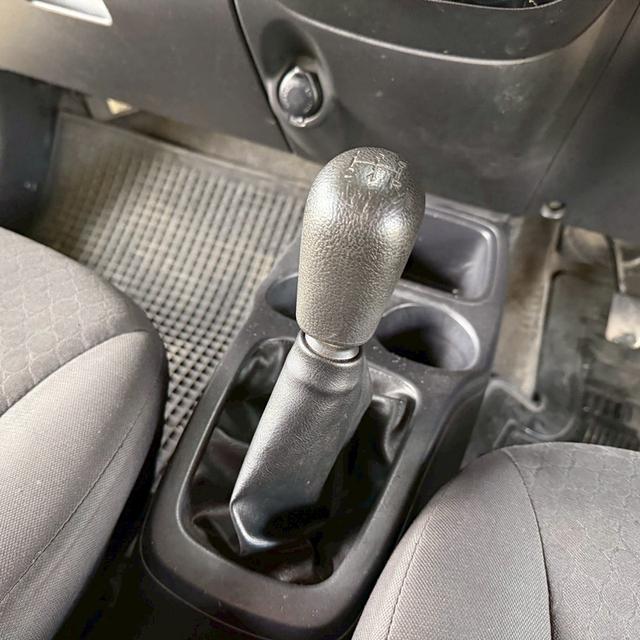 Mitsubishi Mirage 1.2 GL MT ปี 2013 16