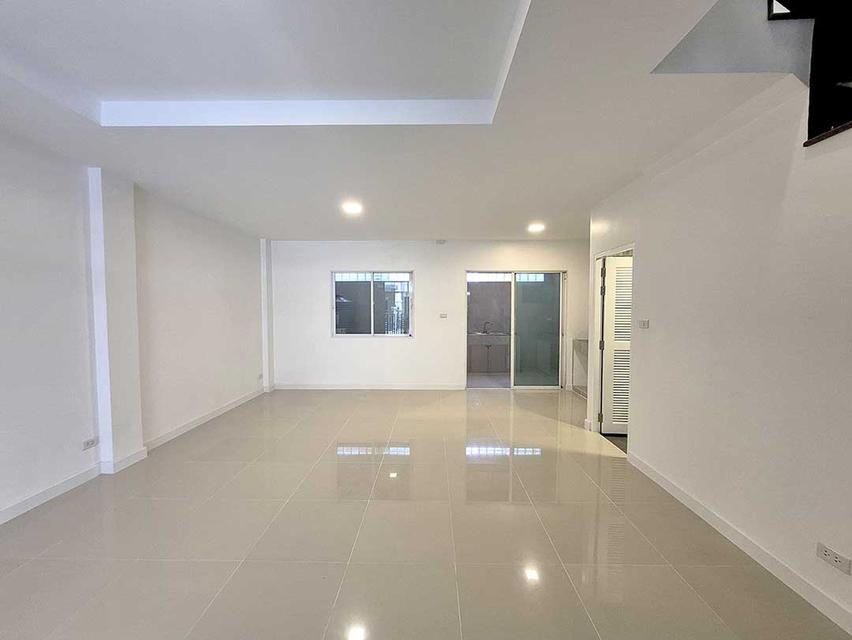 ขาย ทาวน์โฮม หมู่บ้าน เดอะทาวน์ พระราม 5 - นครอินทร์ 7