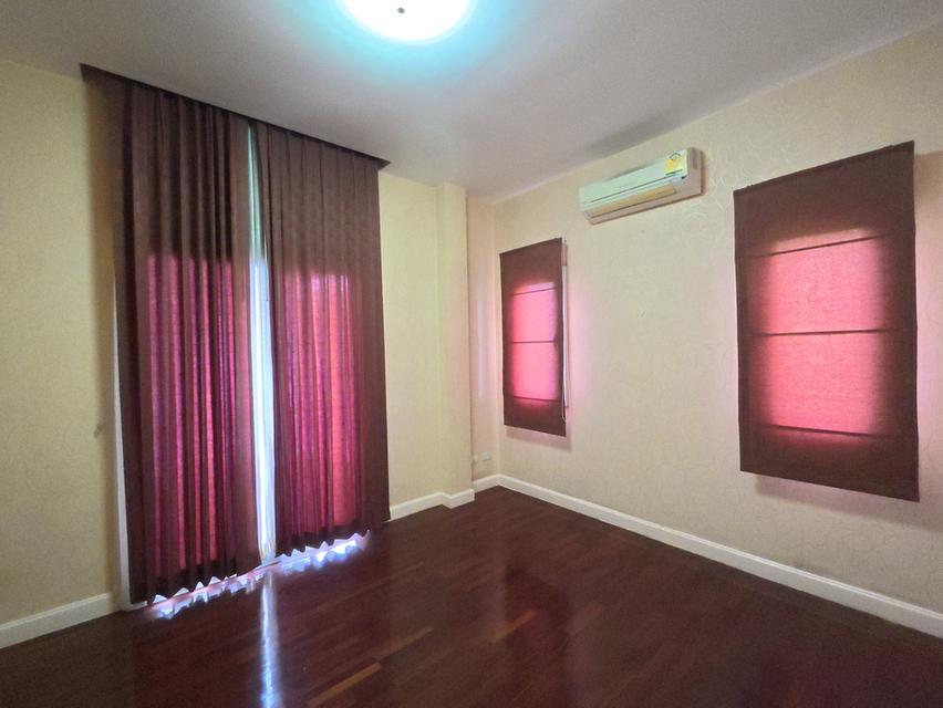 หมู่บ้านลัดดาวิลล์ 1 ใกล้เซ็นทรัลเวสเกต ถนน 340 บางบัวทอง – สุพรรณบุรี ต.พิมลราช อ.บางบัวทอง จ.นนทบุรี 14