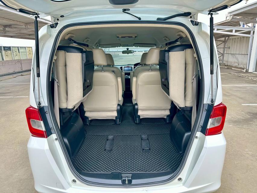Honda Freed 1.5 EL ปี 2012 รูปที่ 16