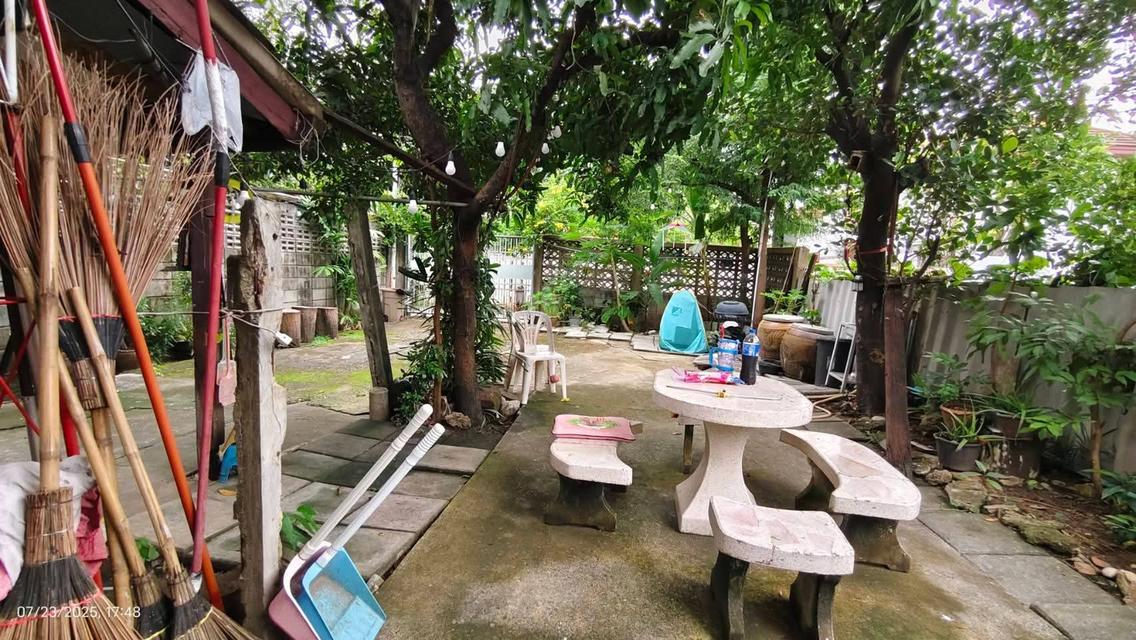 บ้านเดี่ยวถนนลาดพร้าว ใกล้รถไฟฟ้าสายสีเหลือง 2