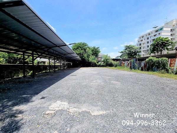 ขายด่วน ที่ดินกลางกรุง ย่านห้วยขวาง 154 ตร.ว. ทำเลดี ราคาน่าลงทุน แปลงสวย ใกล้ MRT เพียง 5 นาที โทร 094-9963362 3