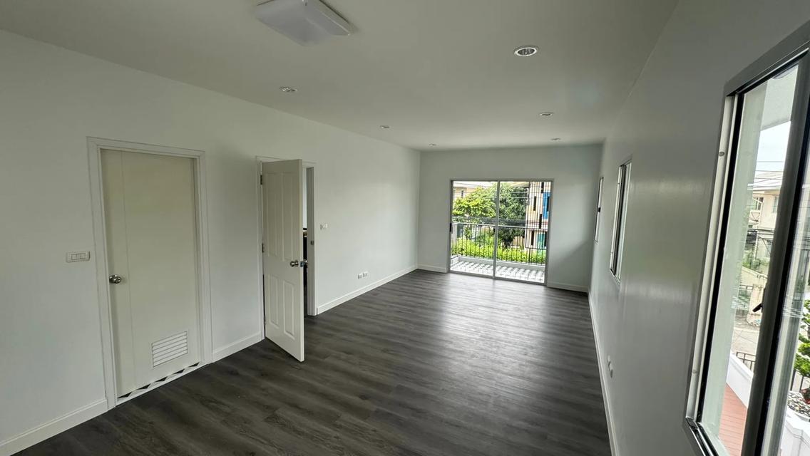 อสังหาริมรัพย์ Luxury Private Pool Villa | พฤกษาปูริ กิ่งแก้ว 9