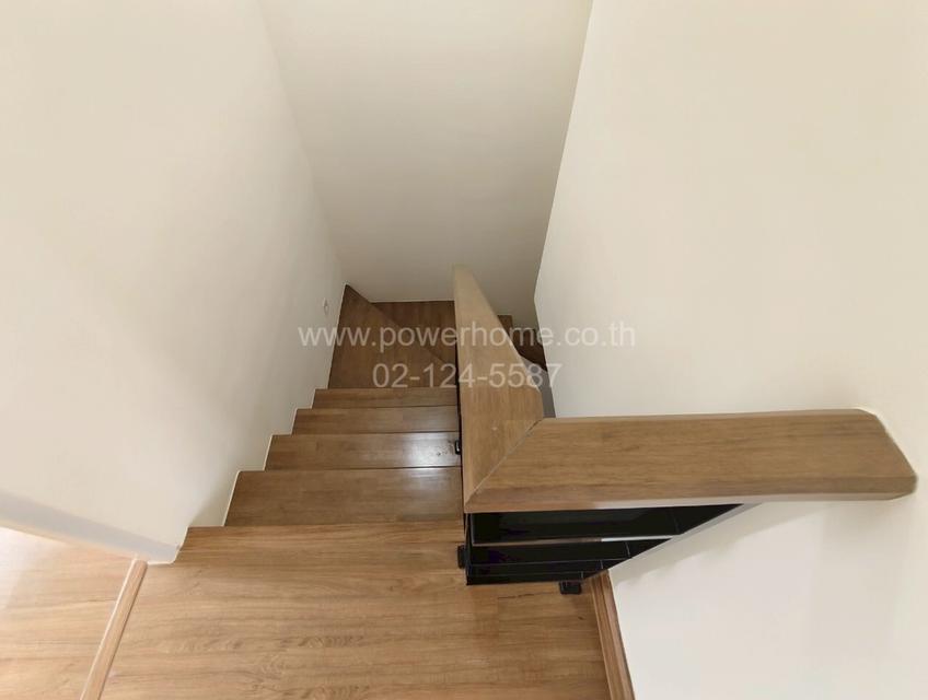 หมู่บ้านพลีโน่ รามอินทรา-จตุโชติ ถนนกาญจนาภิเษก แขวงสามวาตะวันตก เขตคลองสามวา กรุงเทพมหานคร  11