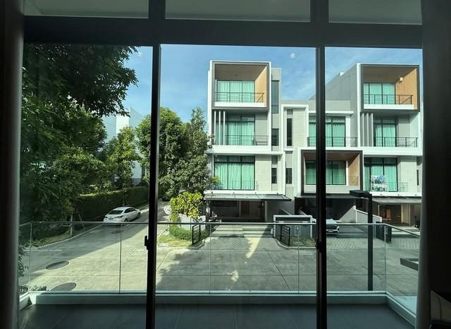 P482 ให้เช่า ทาวน์โฮม โครงการ เนอวานา ดีฟายน์ ศรีนครินทร์-พระราม 9 Nirvana DEFINE Srinakarin-Rama 9  4