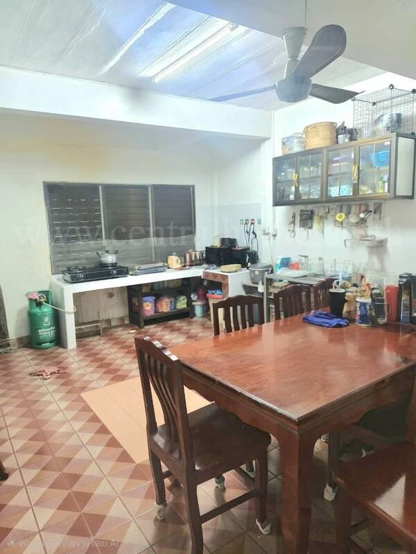 ทาวน์เฮ้าส์ ซอยสุขุมวิท 80 ใกล้ BTS สำโรง ขายพร้อมผู้เช่า ราคาถูก  7