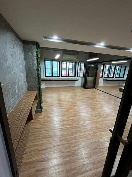 ให้เช่าพื้นที่สำนักงาน จักรวรรดิ MRT สามยอด สัมพันธวงศ์ กรุงเทพมหานคร BRE24014 6