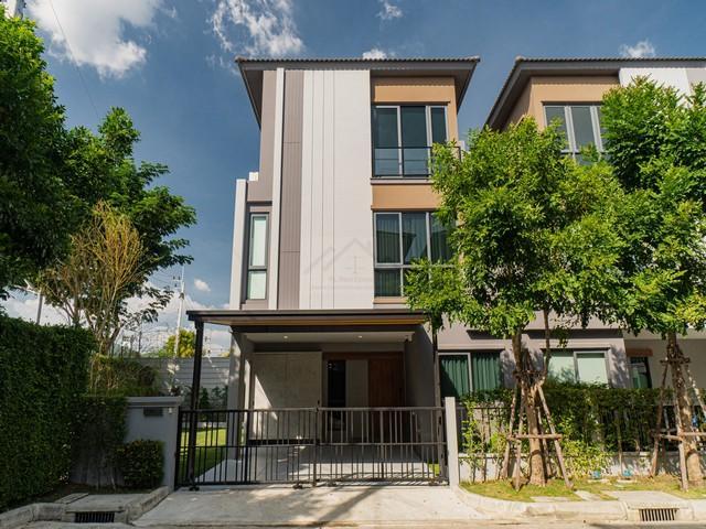 ขาย ให้เช่าบ้านแฝด 3 ชั้นหลังริม บ้านกลางเมือง ดิ อิดิชั่น ศรีนครินทร์-สวนหลวง บ้านใหม่เพิ่งตกแต่งเสร็จ พร้อมอยู่ ซอยร่วมสามัคคี ถนนคู่ขนานกาญจนาภิเษก 1