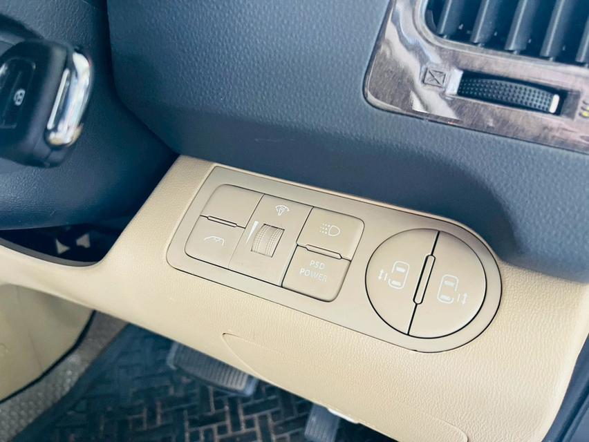 Hyundai H-1 2.5 Deluxe 2018 9