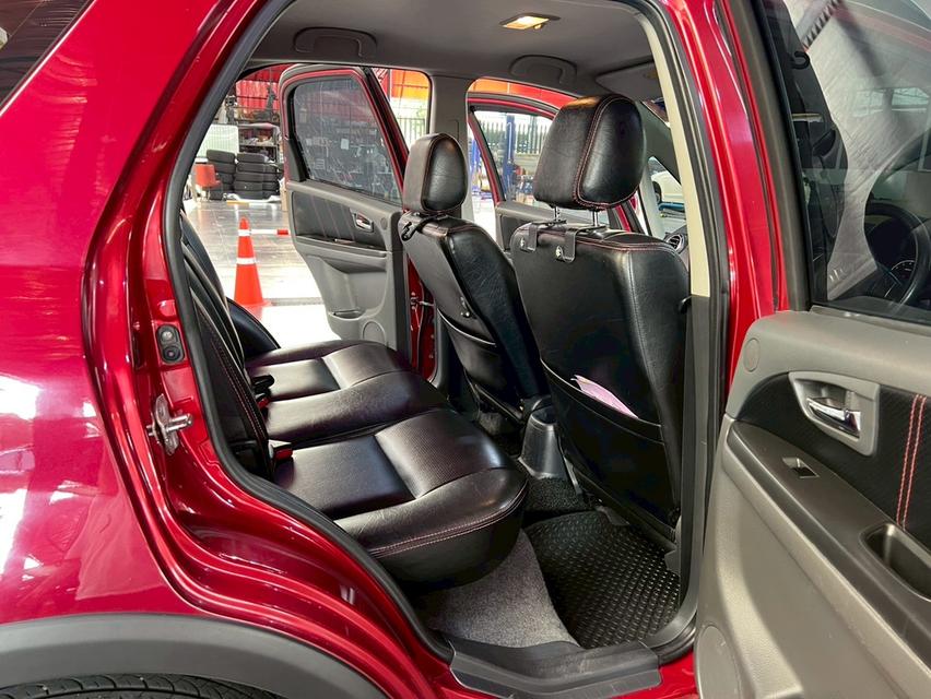 SUZUKI SX4 1.6 Hatchback ปี2013 9