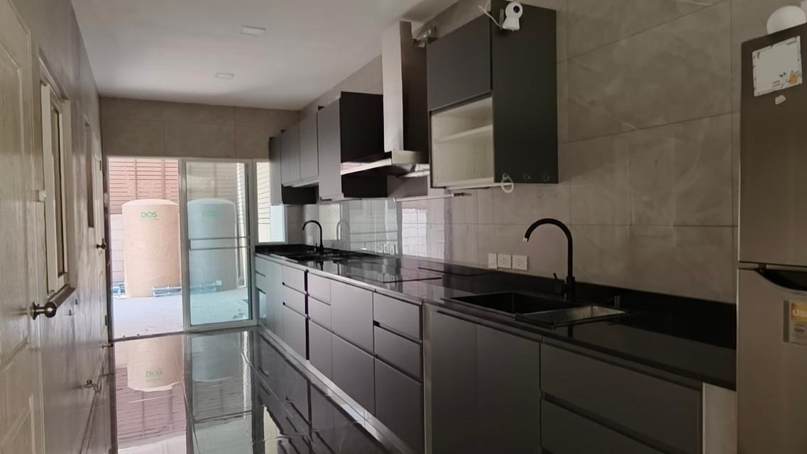 ขายบ้าน ในหมู่บ้าน The CITY ปิ่นเกล้า-สาย4 7