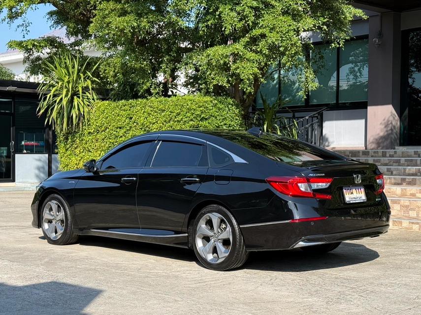 2021 HONDA ACCORD HYBRID รถมือเดียวออกป้ายแดง รถวิ่งน้อย เข้าศูนย์ตามระยะ รถไม่เคยมีอุบัติเหตุครับ 6