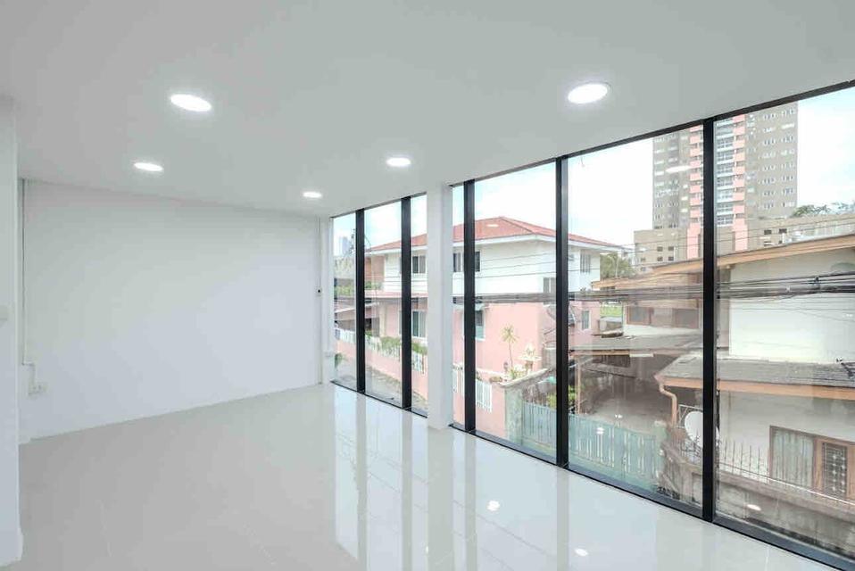 ที่ดินพร้อมตึกออฟฟิต+โกดังขนาดเล็ก 5