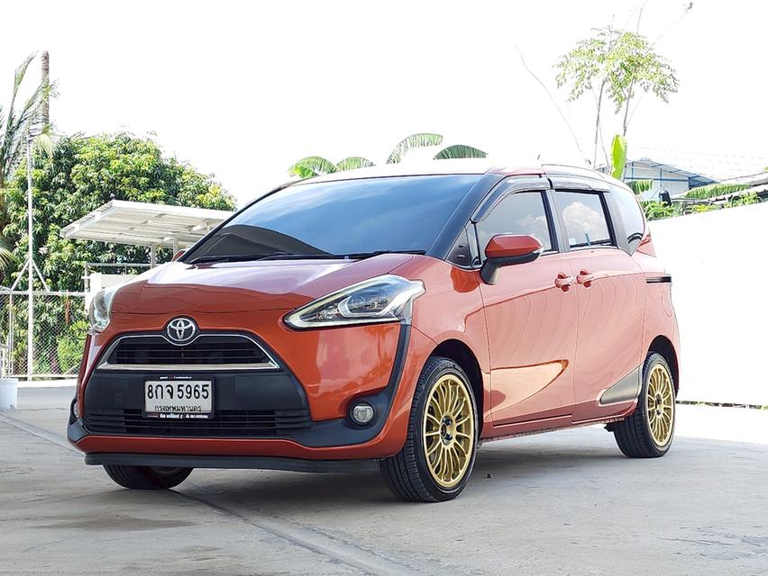 Toyota Sienta CVT 1.5V  A/T ปี 2018  16