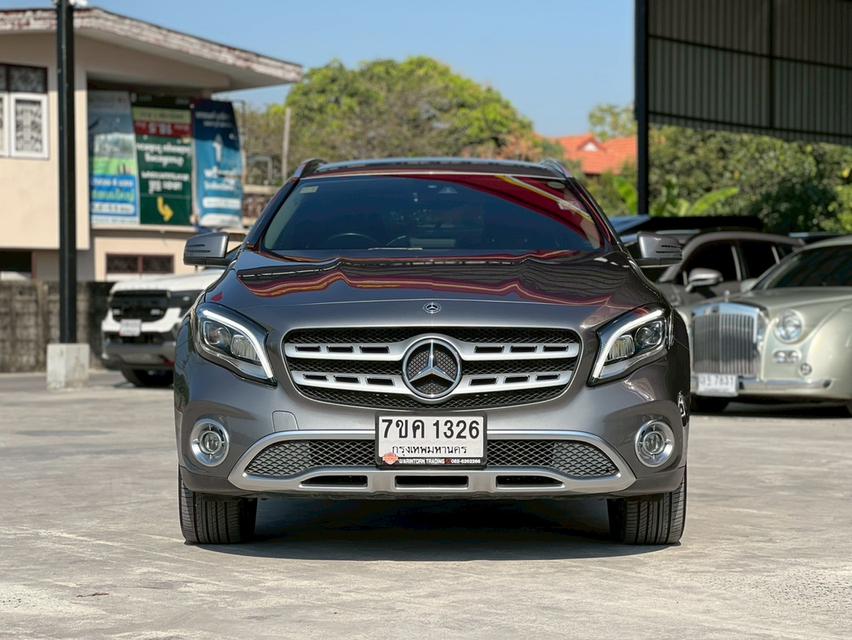ปี 2019 BENZ GLA-CLASS, 200 โฉม W156 ปี14-20 สีเทา เกียร์ออโต้ มือเดียวป้ายแดง รูปที่ 5
