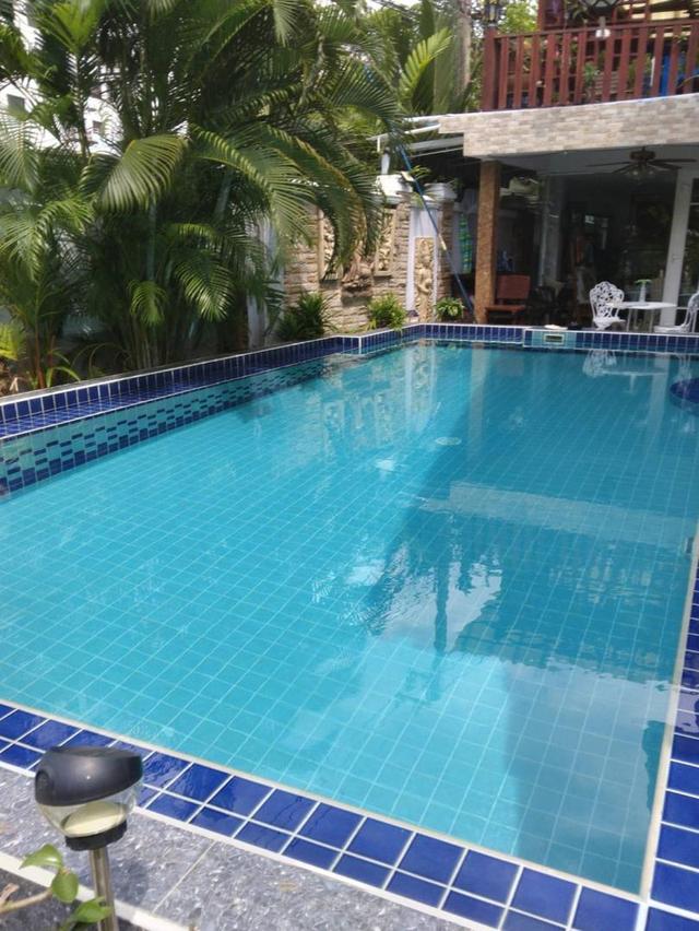 Sale single house with pool bigger area 560 sqm. at Suan Luang Pattanakarn road, Bangkok