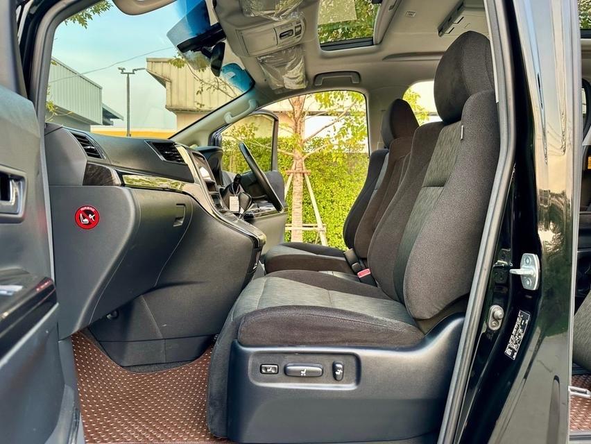 รหัสรถ CH2673 Toyota Vellfire 2.4 V ปี 2014 สีดำ 10