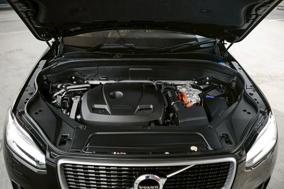 Volvo XC90 T8 Inscription 4WD 2019 สีดำ ราคาดีมาก รูปที่ 17