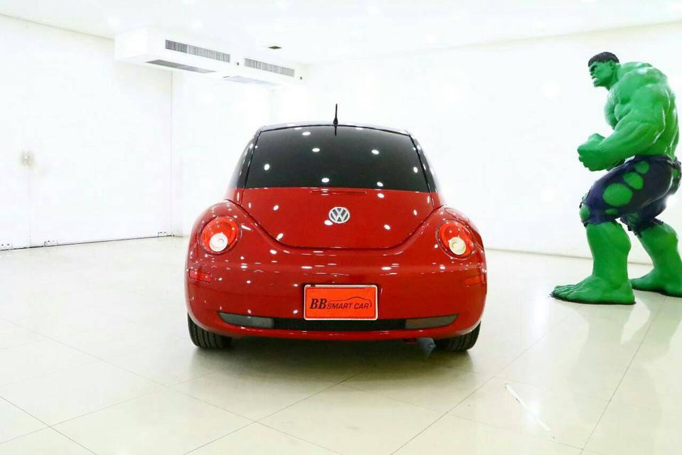 1B52-52 VOLKSWAGEN BEETLE 2010 6