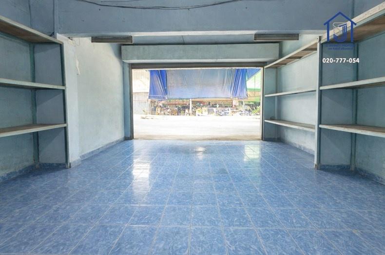 ขายอาคารพาณิชย์ 3.5 ชั้น ถนนคลองหลวง ซอยเทพกุญชร 13/1 ติดตลาดไทยพืชไร่ 5