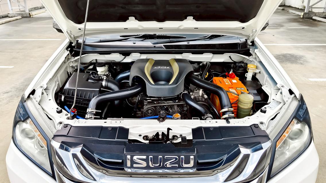 ISUZU Mu-X 3.0 4WD A/T ปี 2013 จด 2014  10